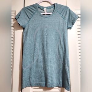 LULULEMON SWIFTLY TECH TEE size 8